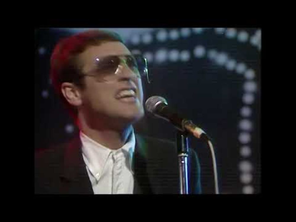 Gang of Four - "Call Me Up" (LIVE) - Old Grey Whistle Test (1981)