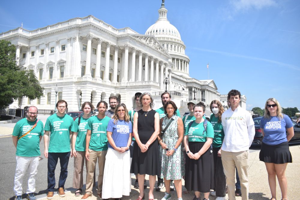 Image of advocates on the Hill with Rep. Dexter
