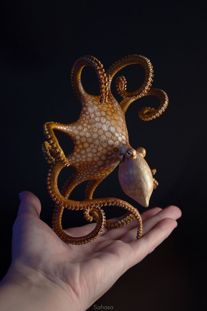 Makana the Day Octopus, sculpted from clay and painted after the species in a semi realistic style.