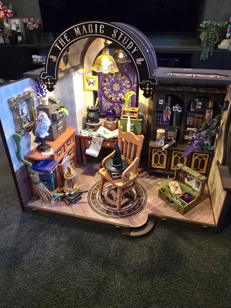 A picture of a miniature witch study from Rolife 