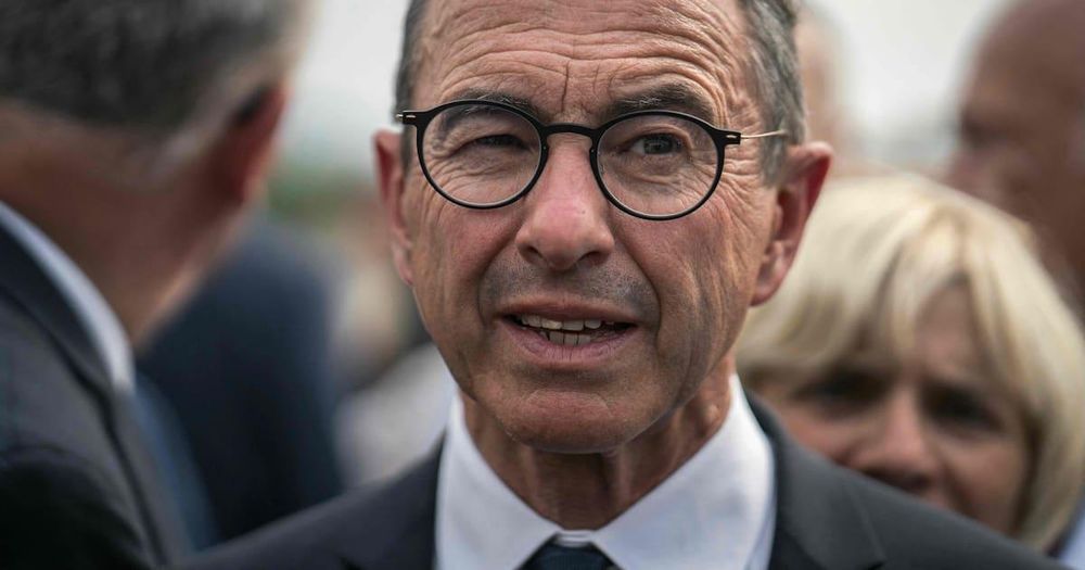 En censurant la loi visant à allonger la rétention administrative des étrangers en instance d’expulsion, le Conseil constitutionnel met au jour l’impasse de la stratégie de Bruno Retailleau.