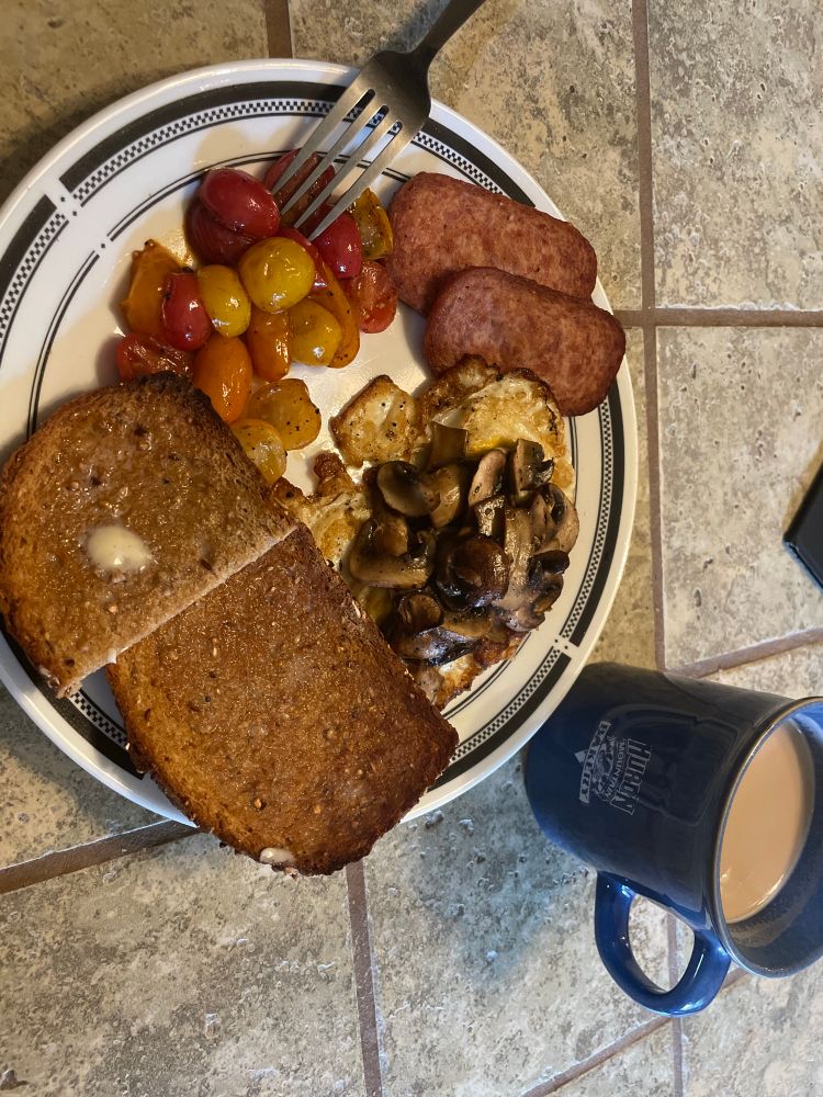 photo of a breakfast plate