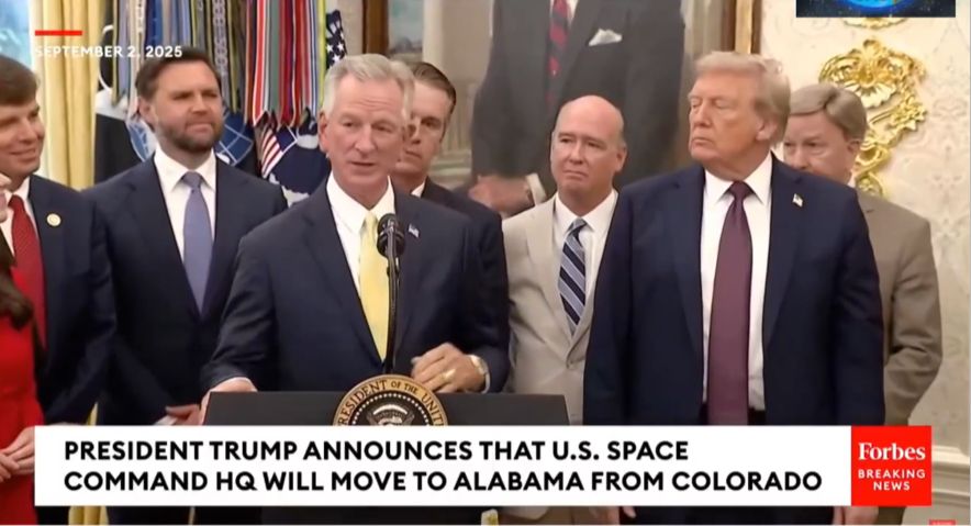 Screenshot of white house news thing where everyone is taking a turn at the mic while Trump looks like he's falling asleep. 