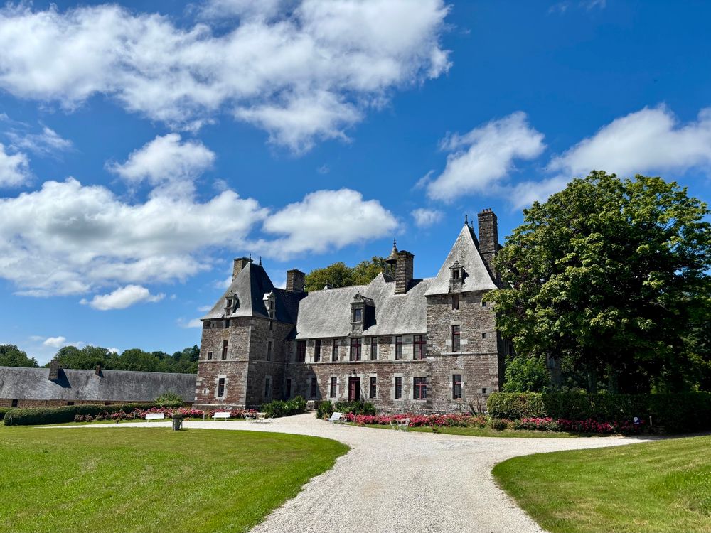 Le château de Cerisy-la-Salle, France 