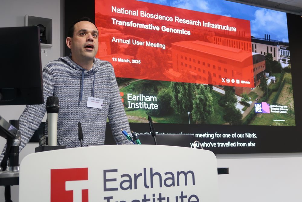 Dr Karim Gharbi, Head of Technical Genomics and NBRI Lead introduces the day's talks. 
