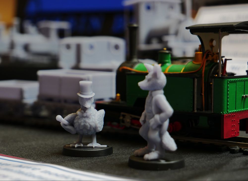 Lord Gadwall and Theo the Fox keep watch over the green Sirdar (yet to be named and finished).