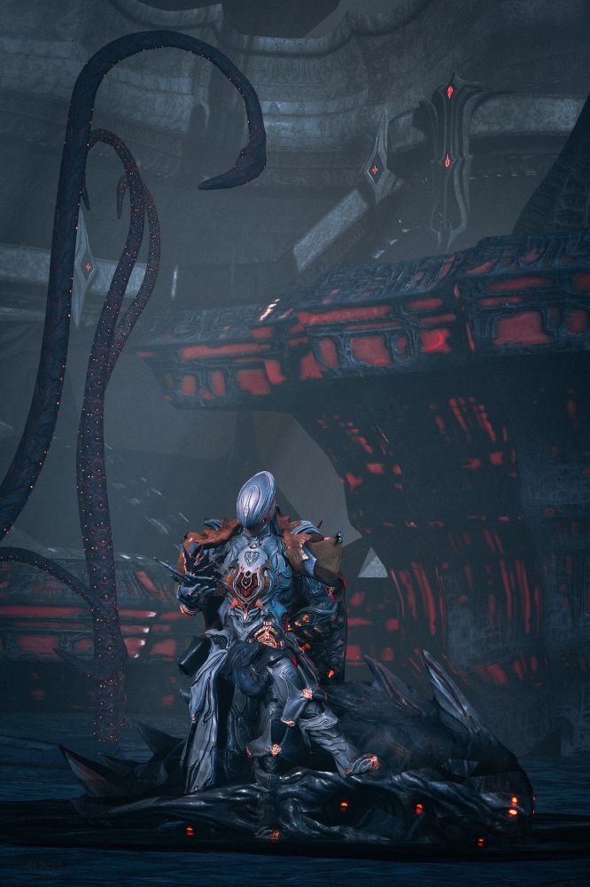 Hydroid with tennogen helmet sitting on his kraken 