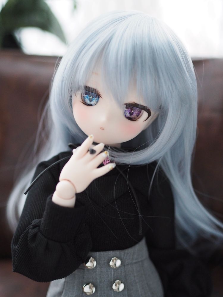 ddh29 type星月(通常虹彩のみ)
7月アイドール東京にて販売スタート。
コラボワンオフドールさんの着用アイの通常販売版(ワンオフさんはブルーベースにバイオレットカラーが入った特別仕様です)