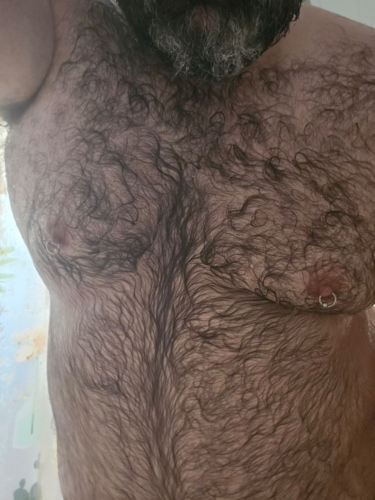 Belly-chest-beard-pit shot in the shower 