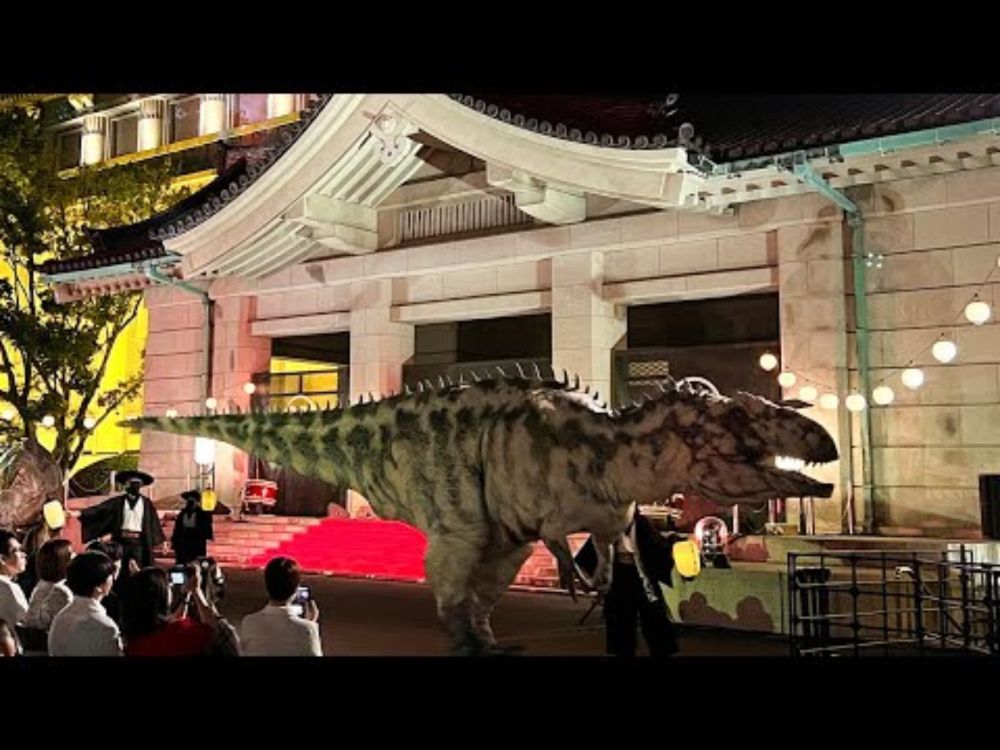 夜の東京国立博物館で恐竜の大行進 ― 「DINO-A-LIVE 恐竜大夜行」