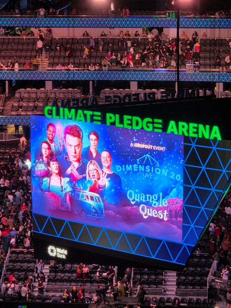 Picture of the markee for the Dimension 20 live show "Quangle Quest."