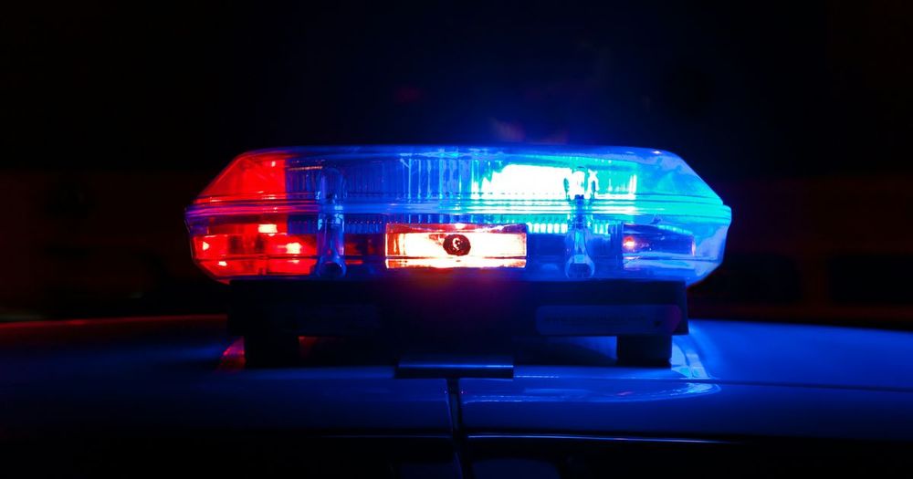 Woman shot at apartment complex near Glenwood Avenue; police investigating