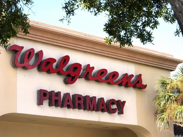 Walgreens lays out plan to shutter 1,200 drugstores