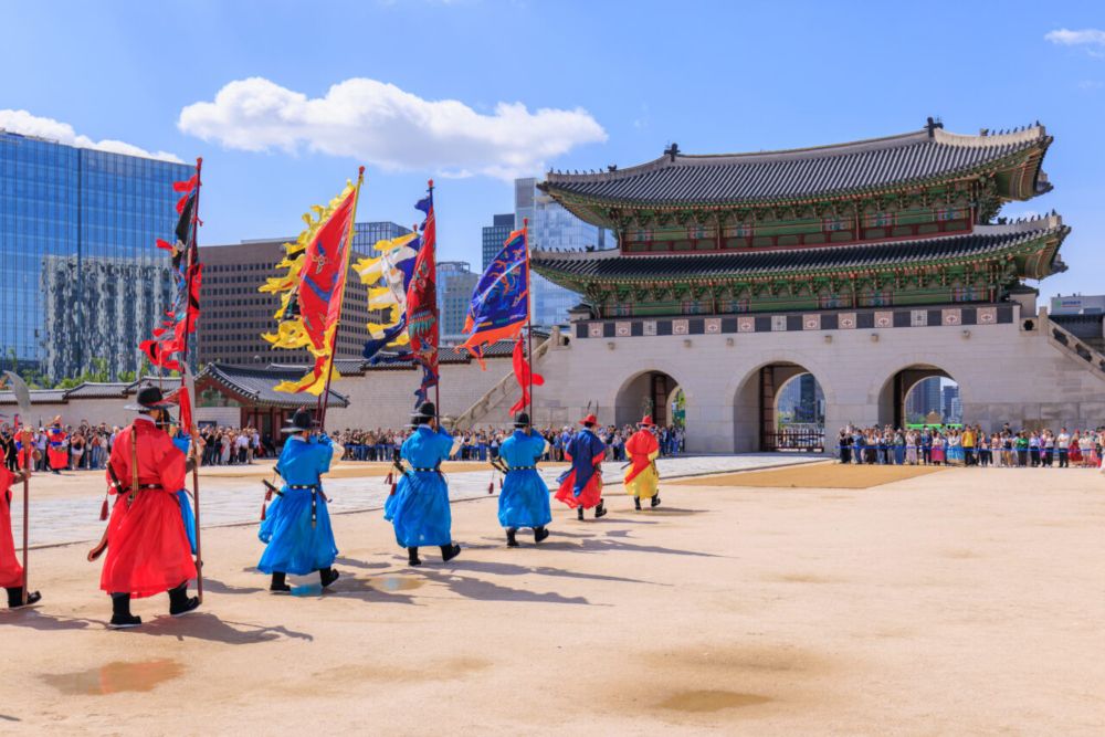 Gyeongbokgung to Myeongdong