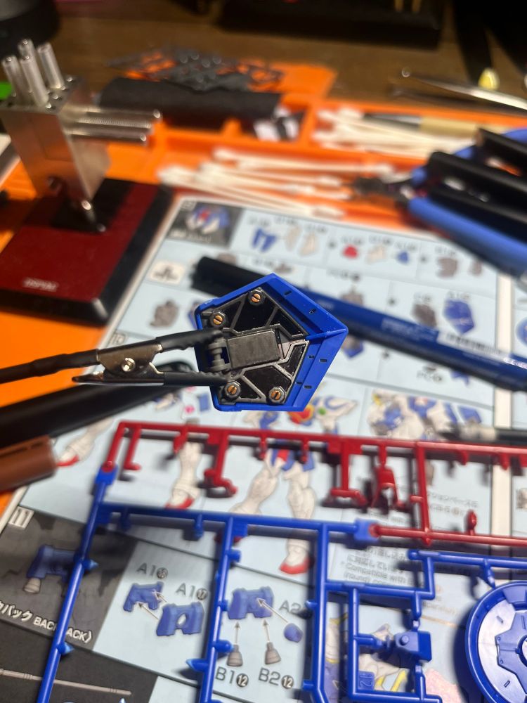 me: ‘i’m not going to do any extra detailing’

also me: ‘well maybe a little on the inside of the skirts nobody will ever see’