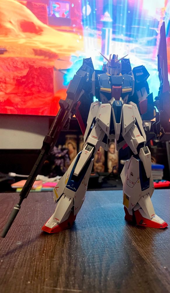 MG zeta ver.ka standing there…menacingly 
[delpi decals with flat top coat]
