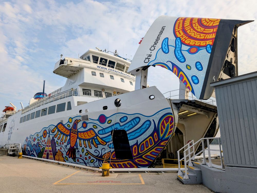 View of the chi cheemaun ferry opening wide