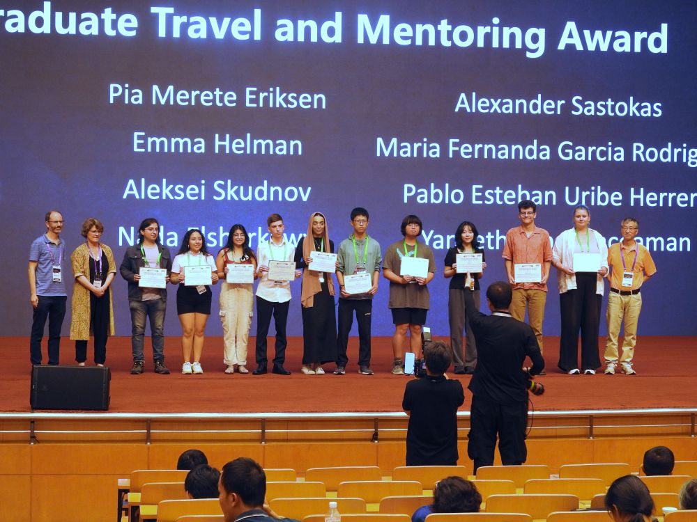 Undergraduate Travel and Mentoring Award