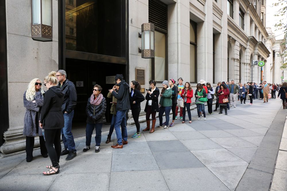
Voters wait in line to cast their ballots in the U.S. presidential election in Philadelphia, Pennsylvania, Nov. 8, 2016. (image: A. Shaker / VOA, via Wikimedia Commons)