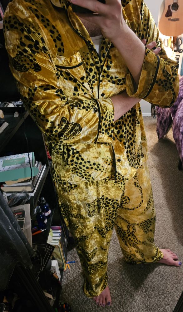 Gold leopard pyjamas yo. Show me yo PJs.