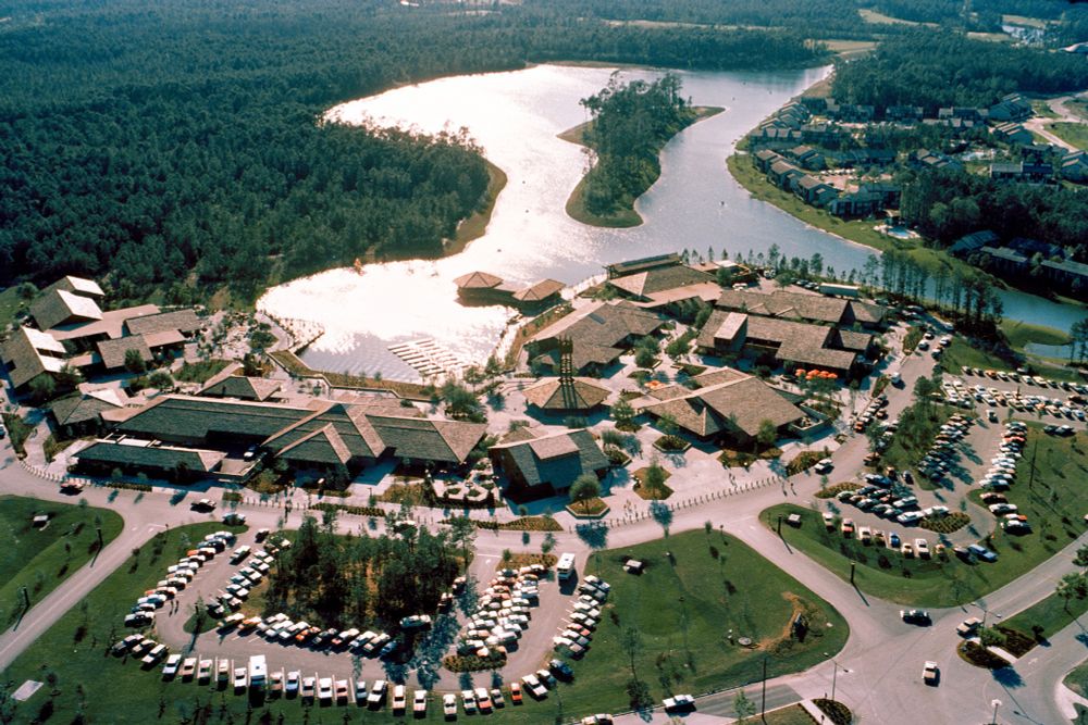 Lake Buena Vista Shopping Village