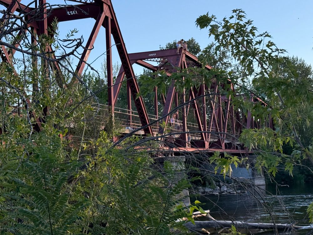 Bridge over the Boise River as seen from the North Greenbelt. 