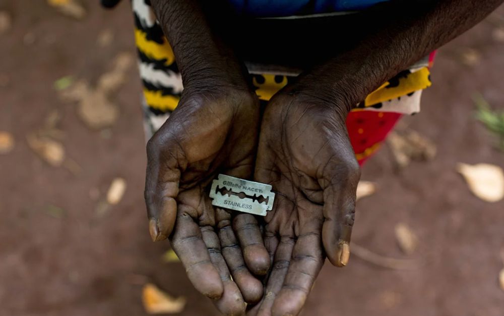 West Africa’s top court just ruled that FGM is torture -- and ordered Sierra Leone to ban it! From around the world, we call on the president: Keep girls safe!