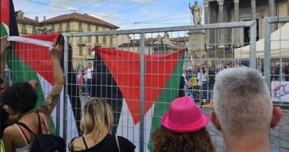 Giro d'Italia, arrestata un'attivista pro Palestina: voleva contestare l'arrivo della corsa