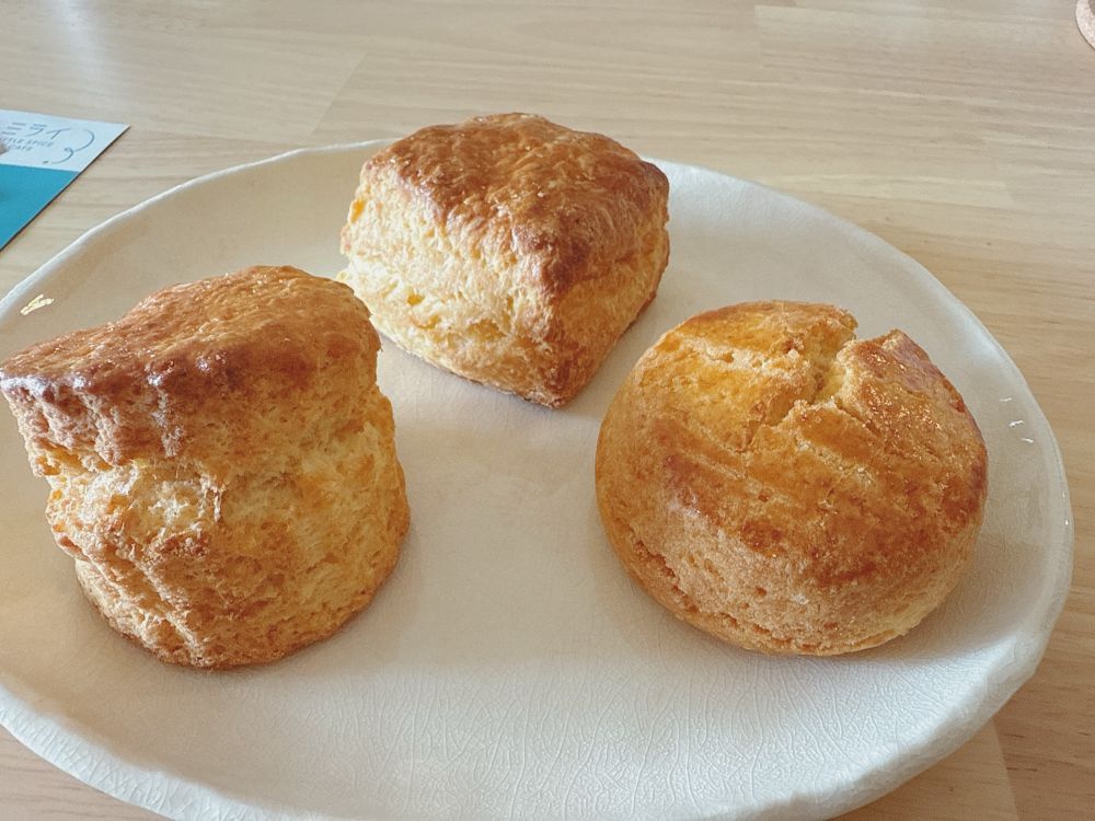 スコーンって側面がかわいいよねという写真。