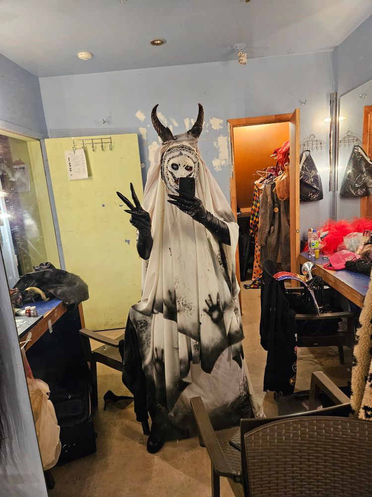 Ad'horrible'a ghost look made a return