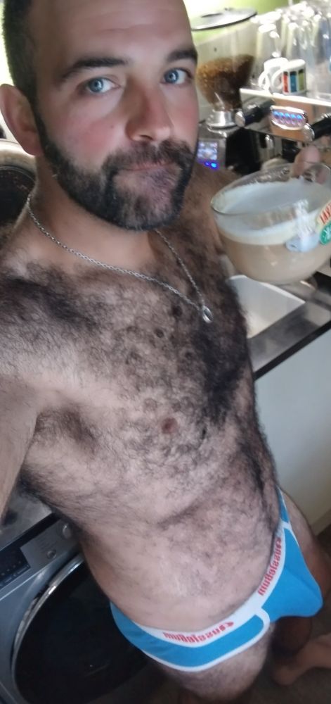 Who wants coffee with me 