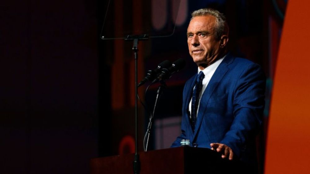 RFK Jr. says he placed a dead bear cub in Central Park 10 years ago | CNN Politics