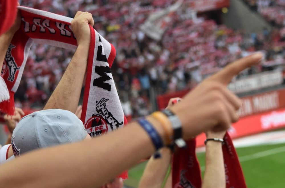 1. FC Köln - Die roten Teufel sorgen für Ende der Doppelbelastung - DFB Pokal aus – Köln News C...