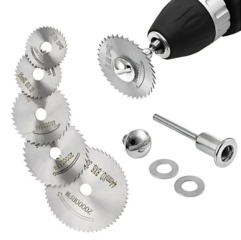 Kit serra circular de mini retifica. Na foto, várias serras de diferentes medidas 