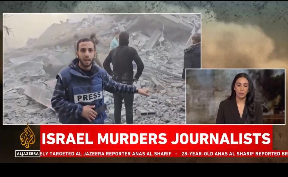 The Al Jazeera report on the killing of Anas Al-Sharif with the ticker headline that reads: Israel Murders Journalists.