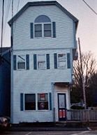 Interesting three-level house in Camden, Maine 