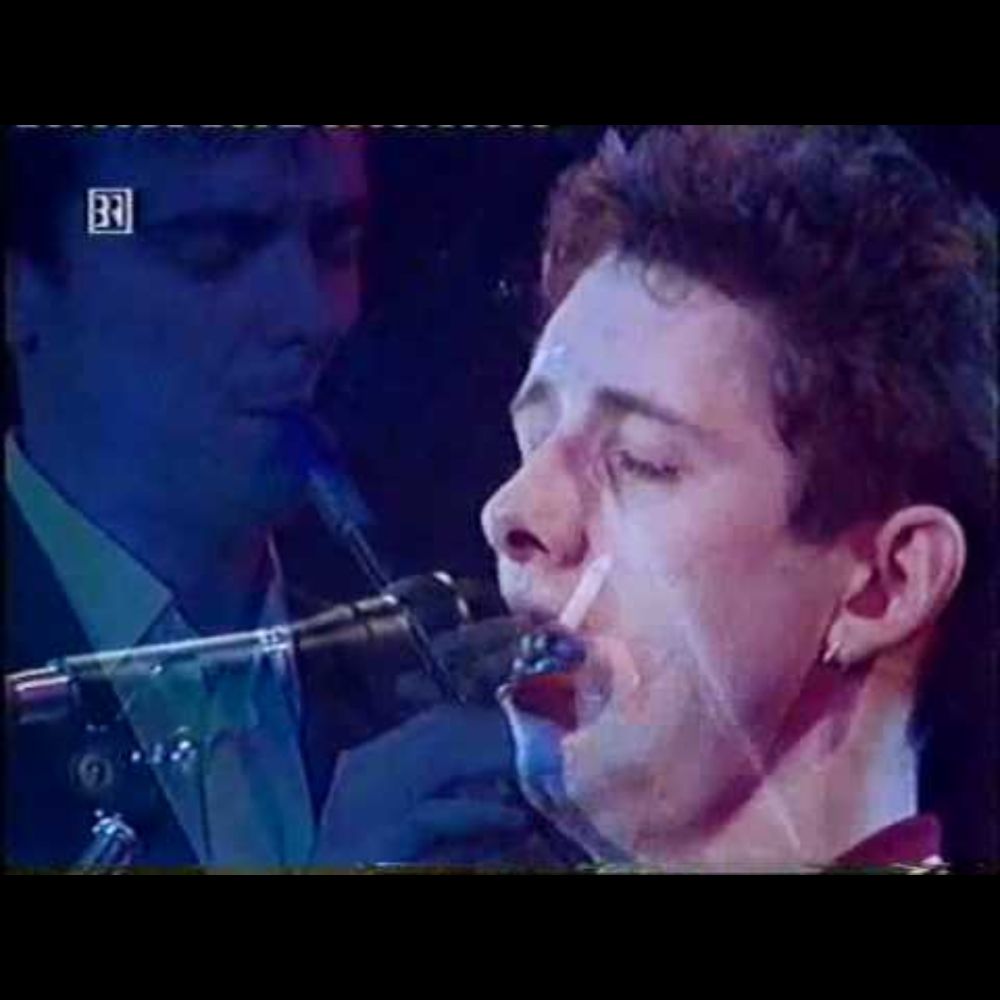 The Pogues - A pair of brown eyes (live)