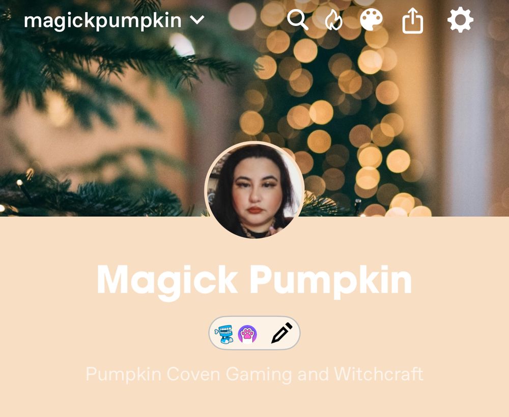 Magick pumpkin tumblr banner 
Says “pumpkin coven gaming and witchcraft” 