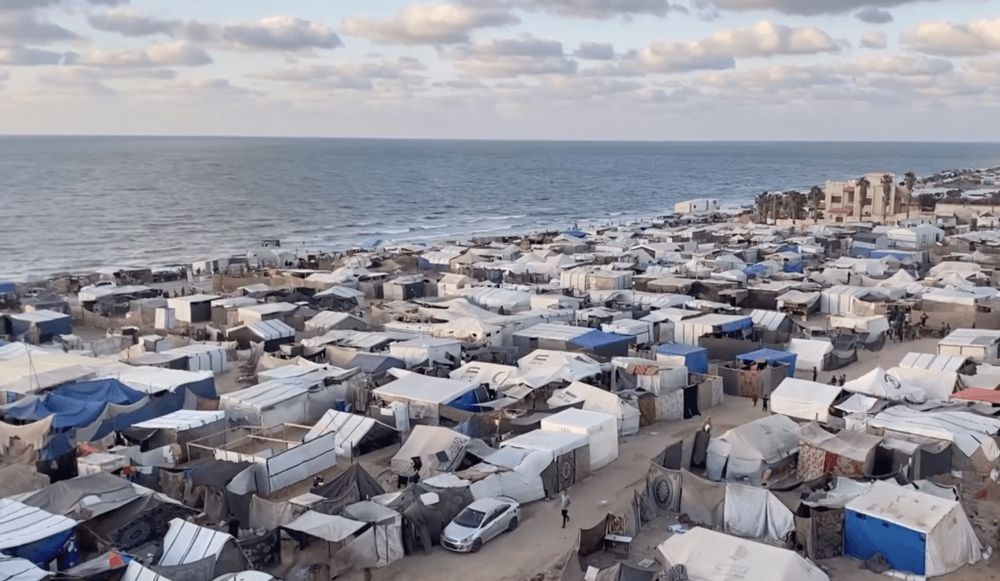 GAZA: Shoreline in central Gaza packed with tents housing displaced people