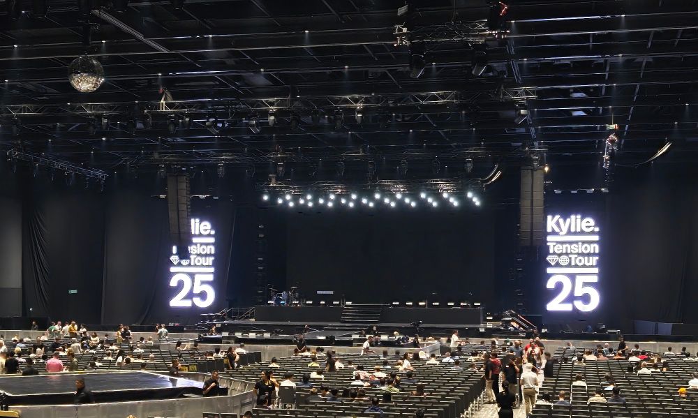Kylie Minogue Tension Tour venue filling up with people 