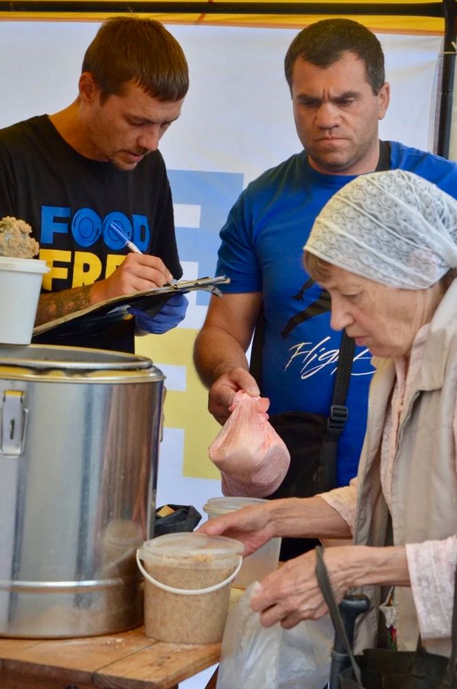 Picture. Food Free Project by Our partner organisation Dobri Vchynky Razom in Kharkiv.