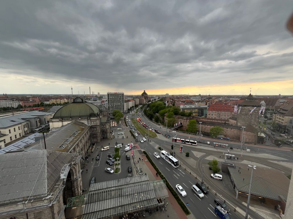 bild mit dem Ausblick über Nürnberg vom Hauptbahnhof aus elfter Stock
