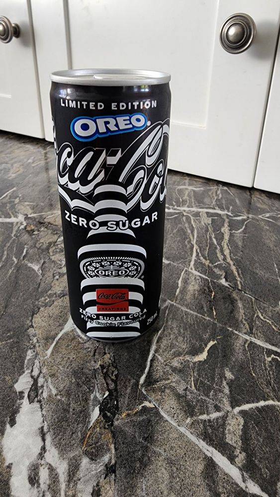 A can of Oreo flavoured Coke Zero for ffs