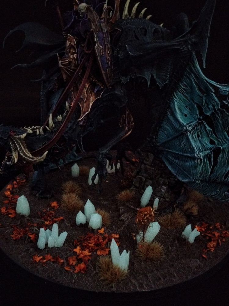 Prince Vordhrai on dragon with focus on the resin crystals on the base which glow in the dark