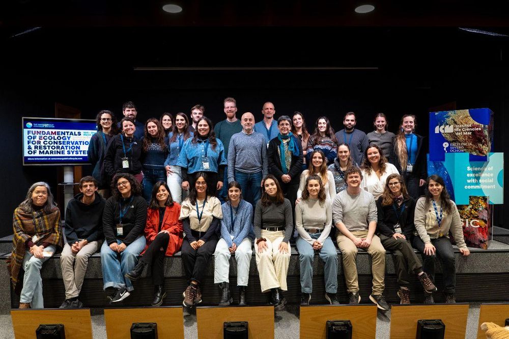 Group picture of Ramon Margale's Colloquia attendees