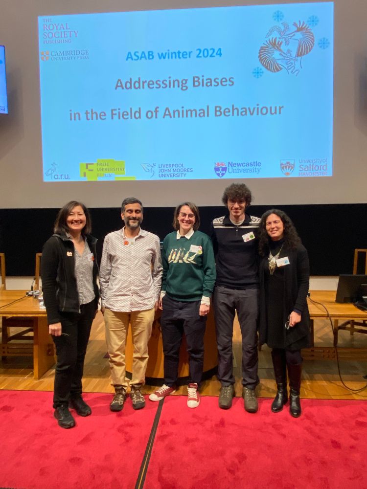  Nicola, Vivek, Claudia, Cedric and Chiara at the front of the conference room
