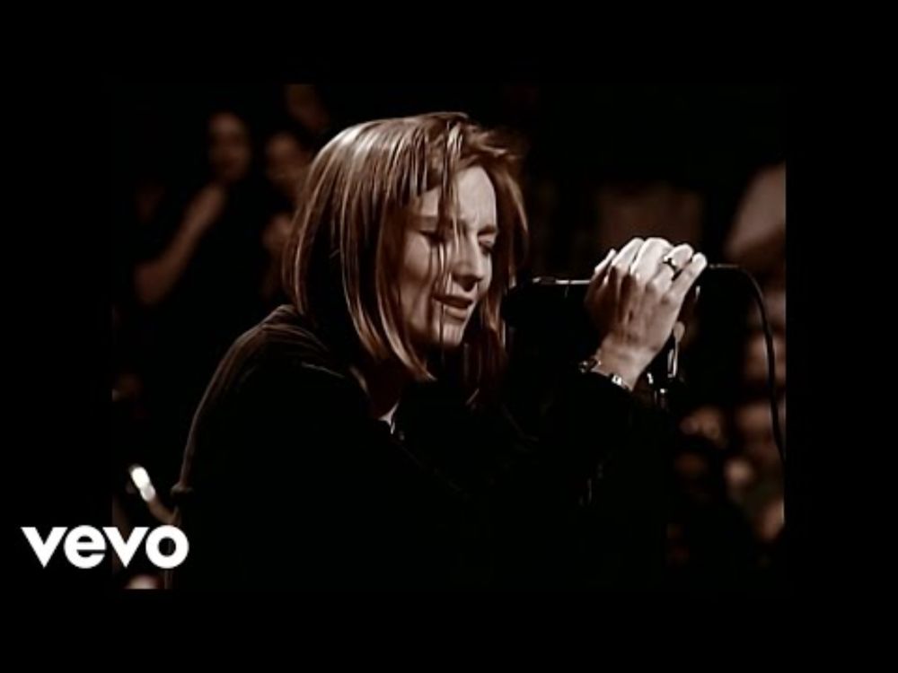 Portishead - Roads (Live From The Roseland Ballroom, New York, USA / 24 July 1997)