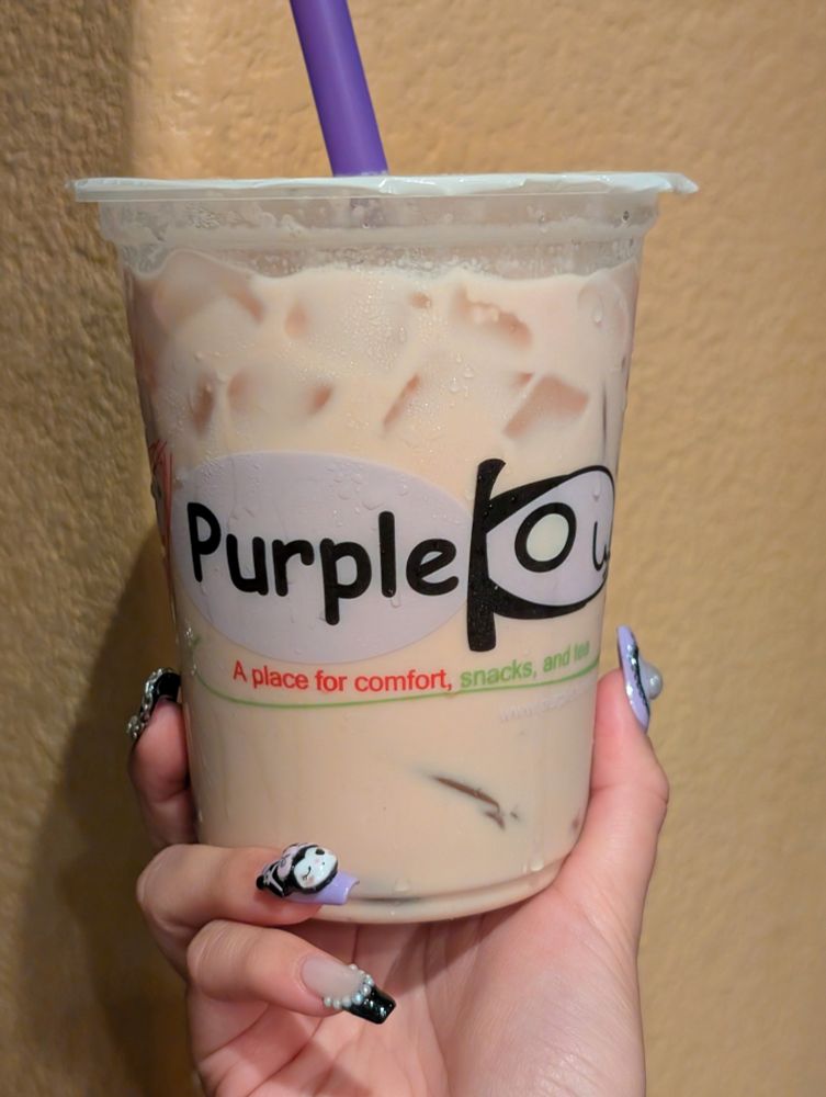 photo of a large cup of pudding milk tea