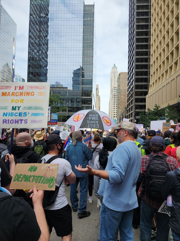 Protestors in Chicago prepare to march