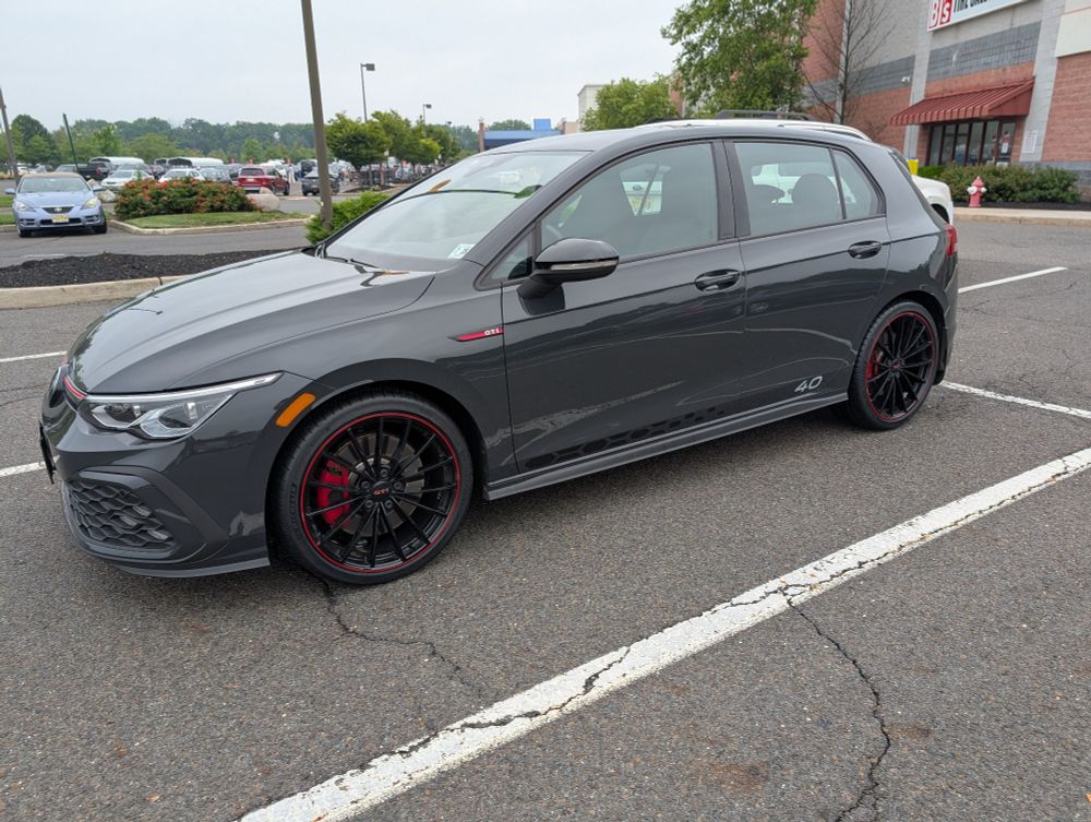 Mk8 GTI urano grey 40th anniversary edition 